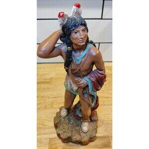 Vintage 1976 Universal Statuary Corp Native American Indian Figure Bow Arrows